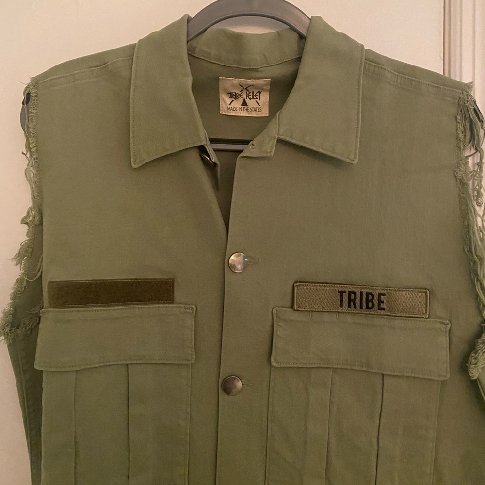 Tribe Kelley Poppy Jumper Green Vest